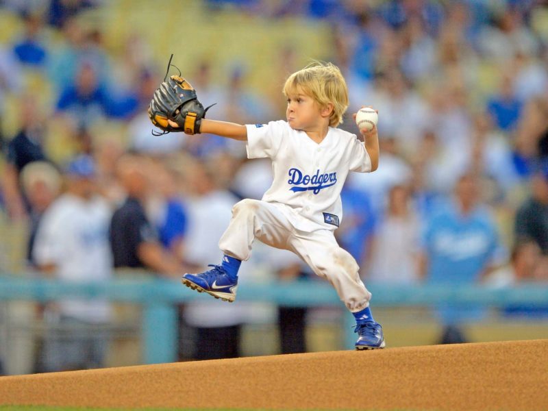 dodgers-first-pitch